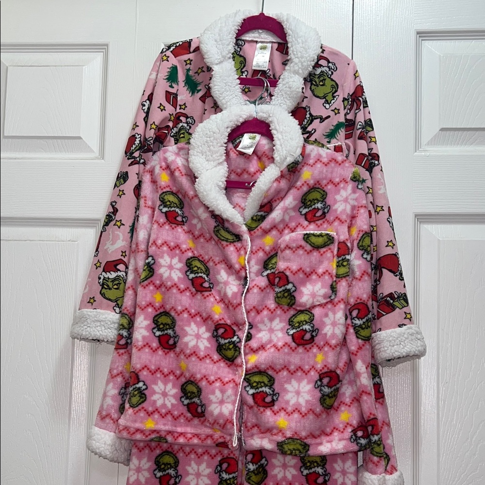 Cozy Grinch Bundle